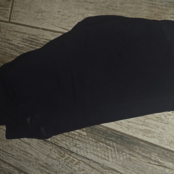 Athleta Women's Black Leggings - Picture 8 of 8